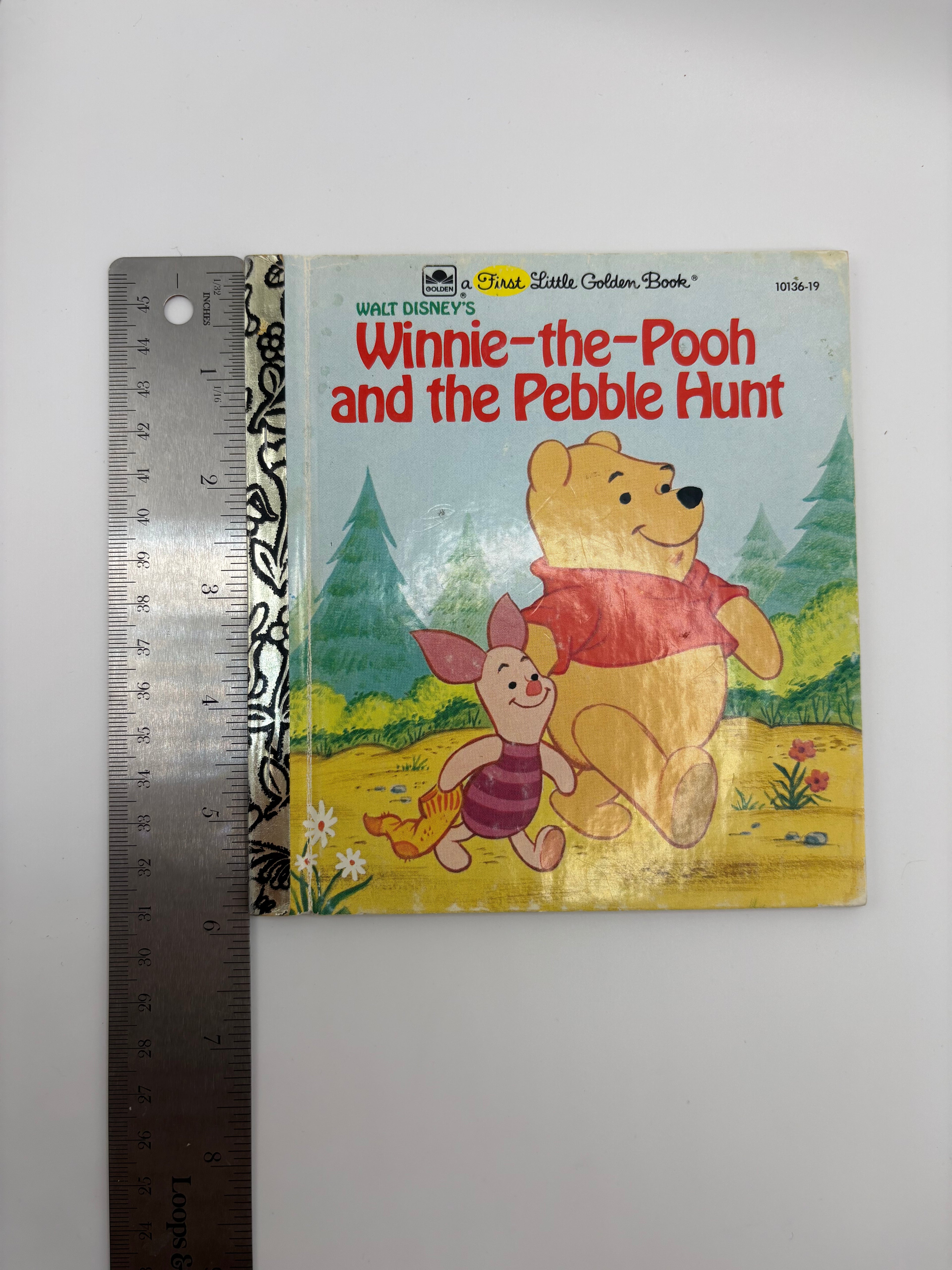 Vintage Disney Store Winnie the Pooh Plush Purse Bag + 1982 Golden Book Bundle